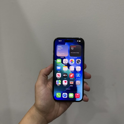 iPhone 15 128GB like new, replaced screen