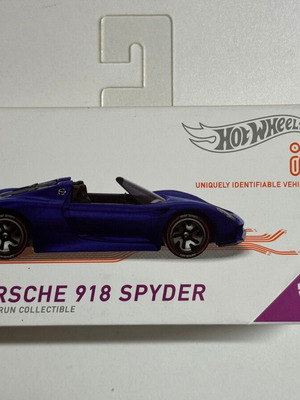 Hot Wheels iD Porsche 918 Spyder колекционерска количка
