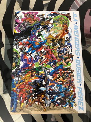 Avengers JLA Marvel DC Busiek Perez HC Slipcase Oversized Absolute Omnibus Collection like new