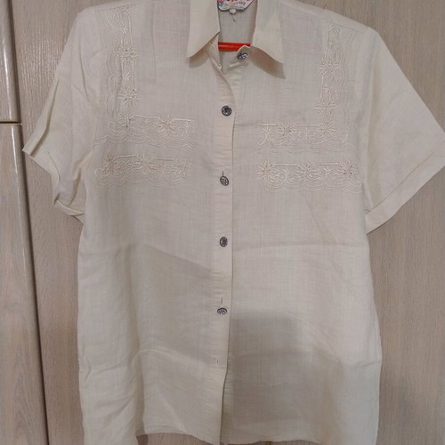 Chinese linen shirt with embroidery like new, beige, size M