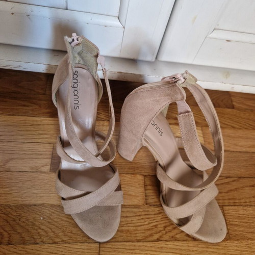 Sarigiannis Beige Suede Sandals Size 37 Like New