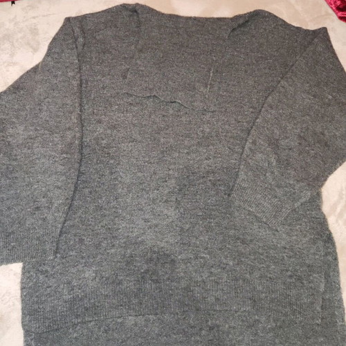 H&M turtleneck sweater like new, charcoal gray wool asymmetric