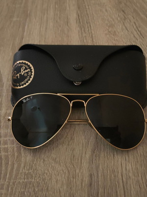RayBan Aviator Large Metal RB3025 001 62 polarized sunglasses, green lenses