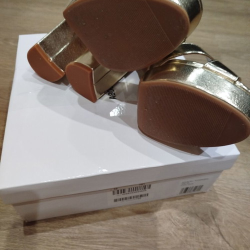 Gold sandals new, size 39