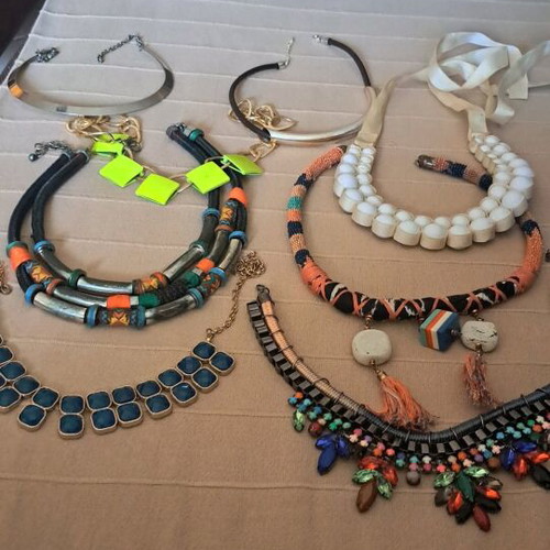Summer necklaces used, pack of 8, multicolor