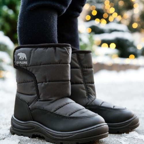Winter boots new, size 26, black