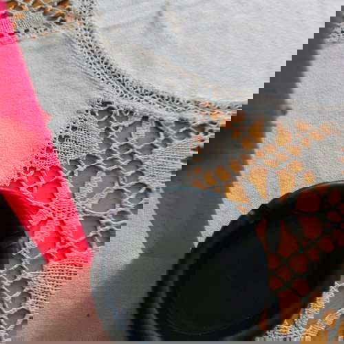 Пластмасов пепелник употребяван от преди години