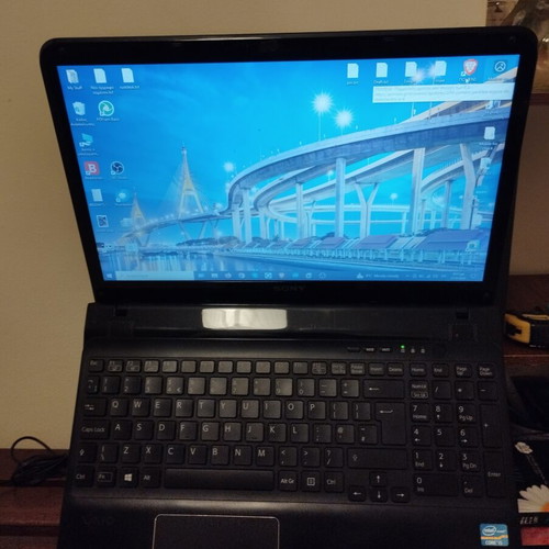 Laptop Sony Vaio 15.6" used with Intel i5, 12GB RAM, 500GB SSD