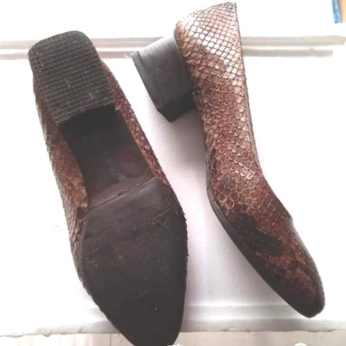 Brown leather anti-slip pumps used, size 36
