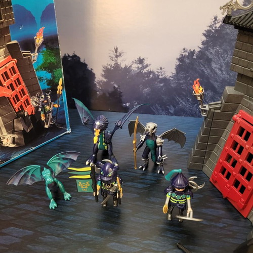 Playmobil 5480 Castle & Dragons 2013 like new