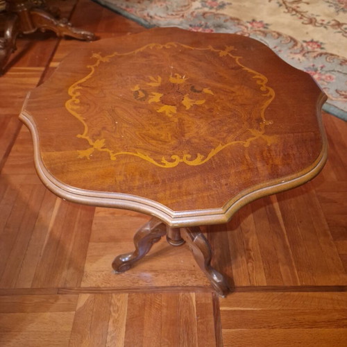Vintage wooden coffee table with marquetry and carved tripod leg like new
