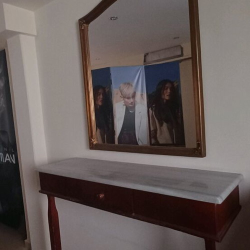 Hairdresser Counter and Mirror like new