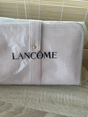 Lancôme toiletry bag pink new