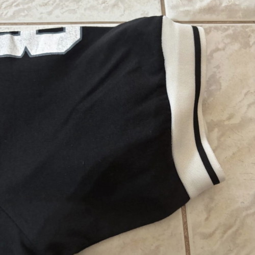 T-shirt unisex like new, black and white, size M