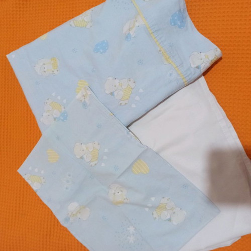 Baby bedding sets and swaddle sheets used, pack of 5