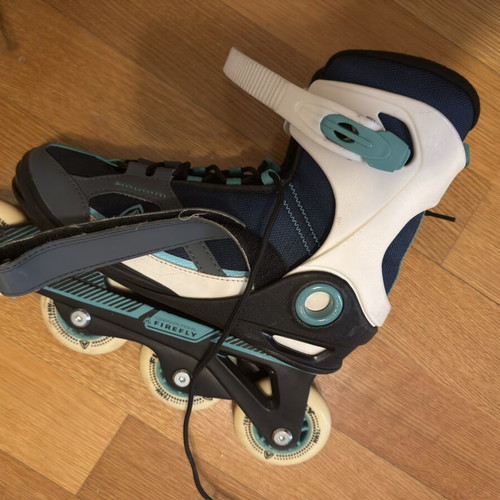 Rorrels Firefly rollerblades like new