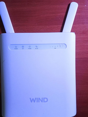 ZTE MF286R ασύρματο 4G ρούτερ WiFi 5 με 4 θύρες Ethernet μεταχειρισμένο