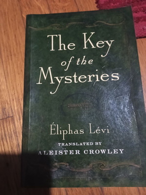 Βιβλίο The Key of the Mysteries σαν καινούργιο, αγγλικά