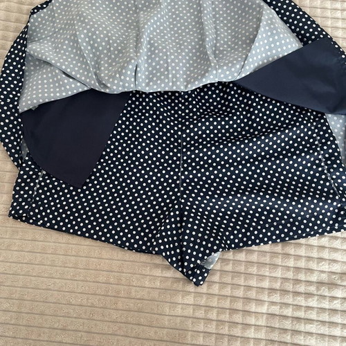 Stradivarius polka dot skirt shorts small like new, dark blue
