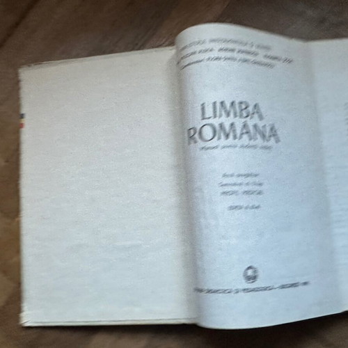 Romanian language manual for foreign medical students used