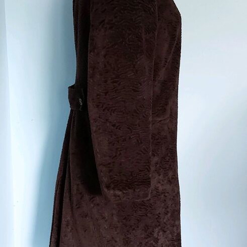 Μπουτίκ παλτό κατά μοντέλο Burda σαν καινούργιο