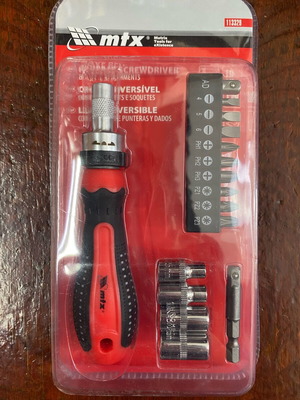 Ratchet screwdriver set new with cross, flat bits and adapter
