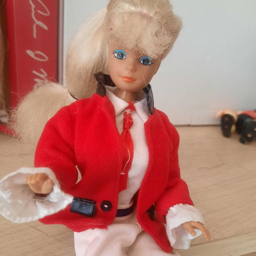 Steffi Love articulated vintage doll by Simba, 90s outfit