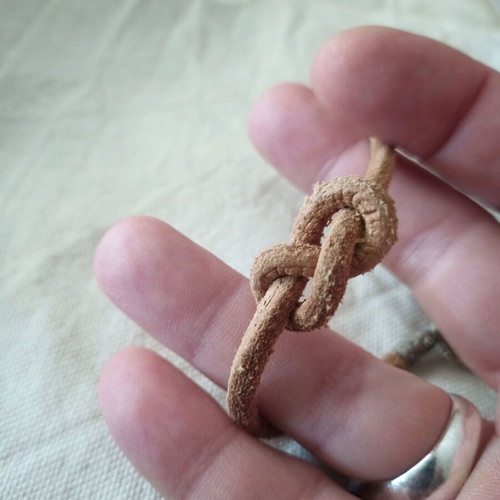 Leather bracelet new beige
