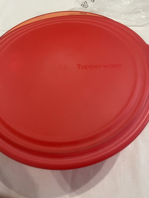 Tupperware Elegant Red Container 4.6 Liters