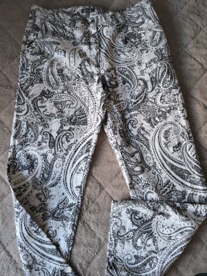 Ulla Popken pants with paisley pattern new with tags, black and white