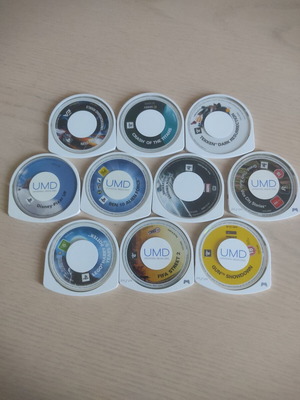 Sony PSP game discs, set of 10
