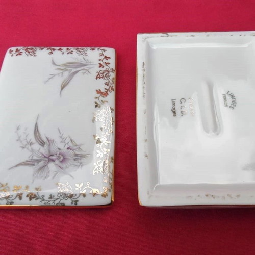 Limoges France decorative box book-shaped like new