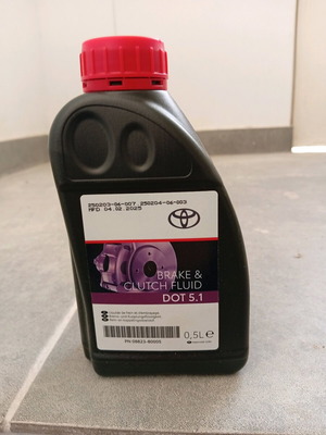 Brake and clutch fluid new DOT 5.1 0.5 L