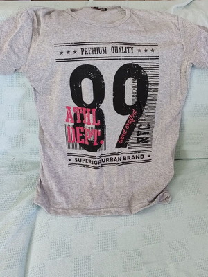 Κοντομάνικο t-shirt XL μεταχειρισμένο, γκρι και μαύρο
