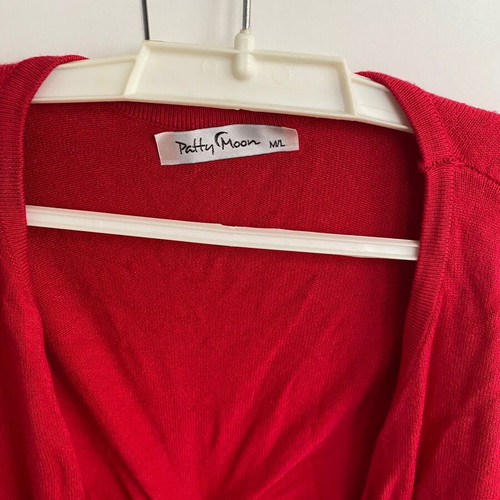 Red knitted cardigan women like new, size M/L