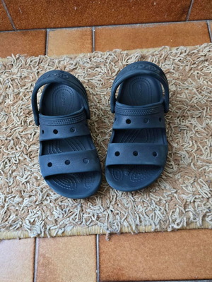 Crocs children's sandals used, size 10, blue