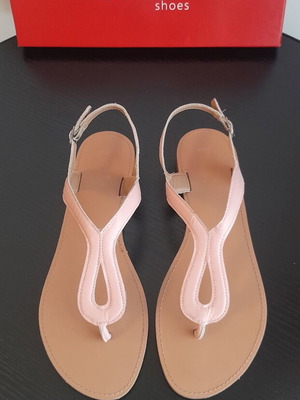 Nak Shoes women's flat sandals size 39 like new, pink