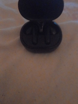 Redmi 4 Lite earbuds