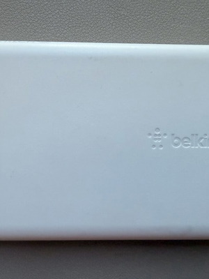 Belkin Magsafe Charger 5000mAh used wireless