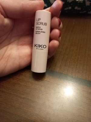 Kiko lip scrub σαν καινούργιο
