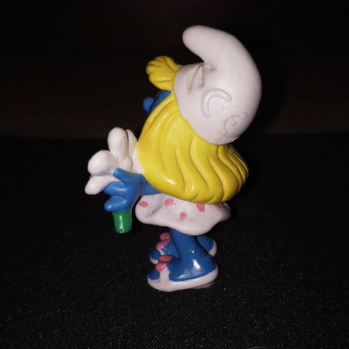 Decorative figurines like new, set