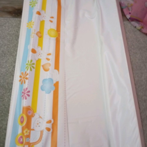 Changing mat like new