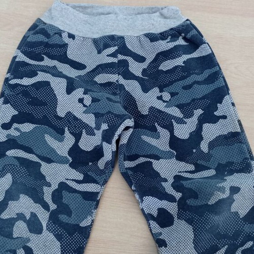 Trax sweatpants for 3 years old used, warm