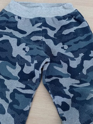 Trax sweatpants for 3 years old used, warm