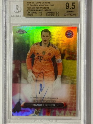 21-22 Topps Chrome FC Bayern Yellow Refractor Auto Manuel Neuer /20 BGS:9,5