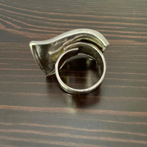 Silver adjustable ring like new with hallmark
