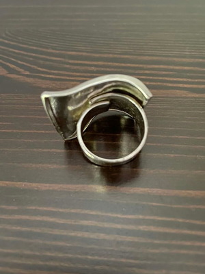 Silver adjustable ring like new with hallmark