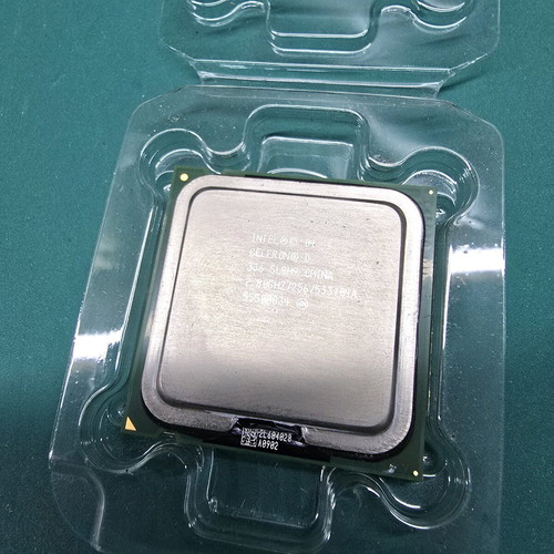 Intel Celeron 2.80GHz used with cooler