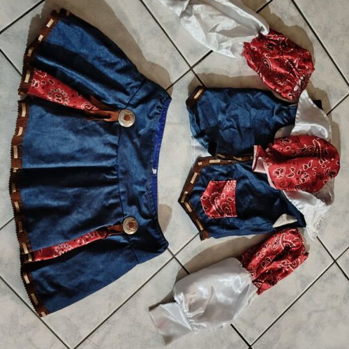 Carnival costume cowboy girl like new up to 9 years