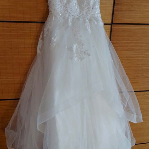 Wedding dress Australian new, sizes 44-48, white